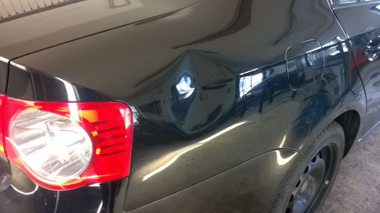 VW Jetta (előtte)